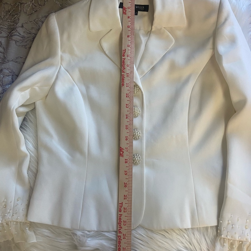 Morgan Miller Sz 8 White Blazer with Pearl Accents - Picture 5 of 11